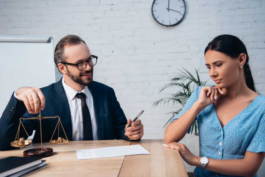 Qu'est-ce qu'un avocat conseil ?